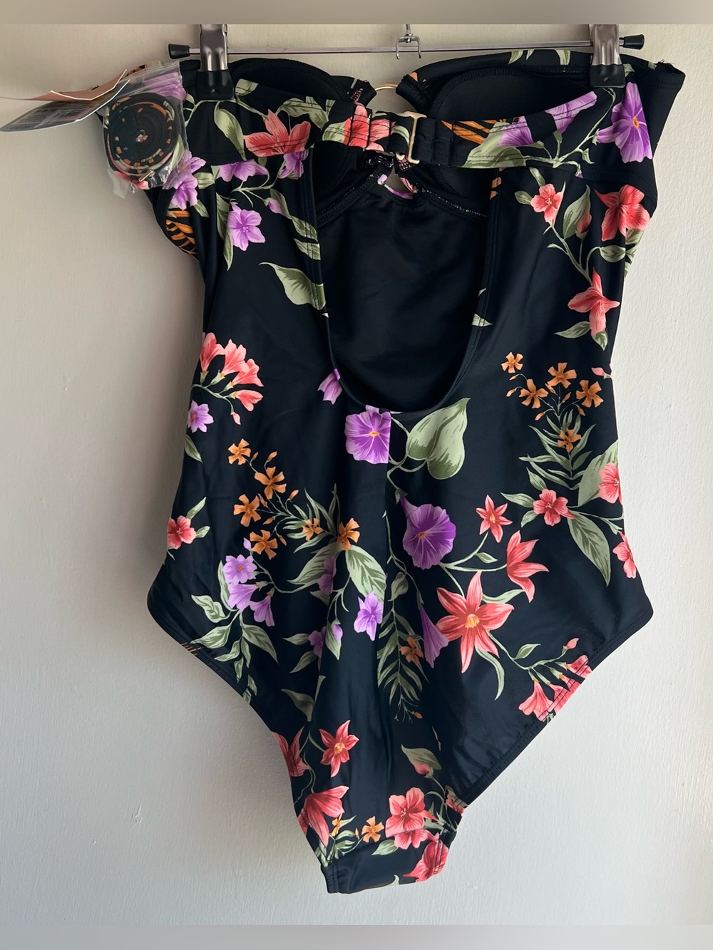 NWT Shade & Shore Strapless Swimsuit - Picture 2 of 2